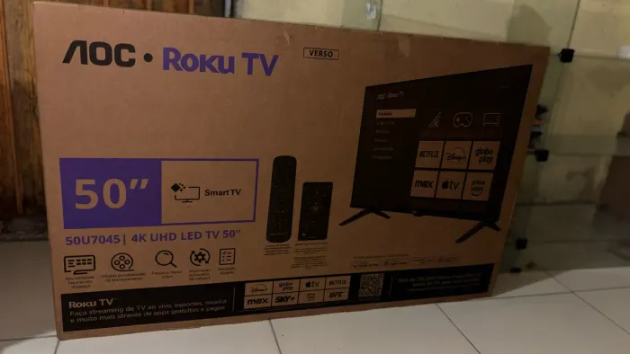 Smart TV 50" AOC 4K DLED Roku TV Quad Core 3 HDMI