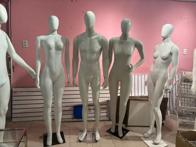MANEQUINS