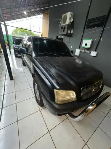 Chevrolet S10 Pick-up Exec. 2.8 4X2 CD TB Int.dies 2005