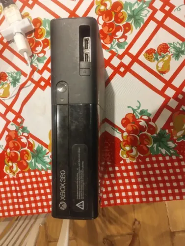 Xbox 360 Desbloqueado RGH (Para Retirada de Peças ou Conserto)