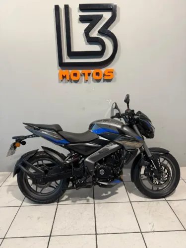 BAJAJ DOMINAR NS200