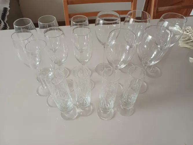TAÇAS DE CRISTAL ?