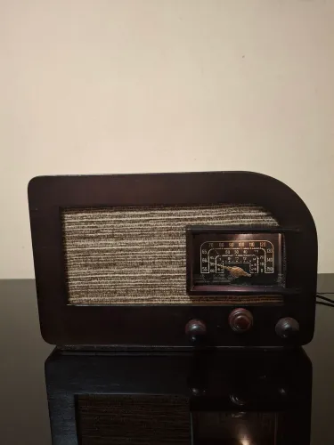 RÁDIO GENERAL ELETRIC 1935 TOTALMENTE RESTAURADO MUITO BONITO E RARO