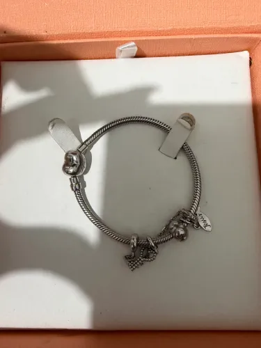 vendo pulseira da vivara usada poucas vezes perfeito estado 500
