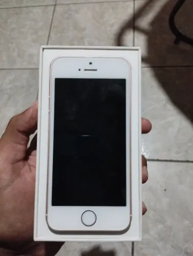 iPhone Se 2022 32g Gold rose