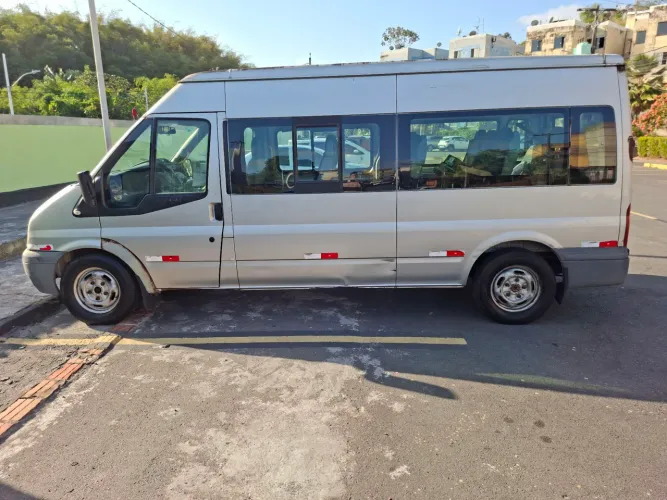 Ford Transit Van 3550 2.4 Tdci 14lug. Diesel 2010