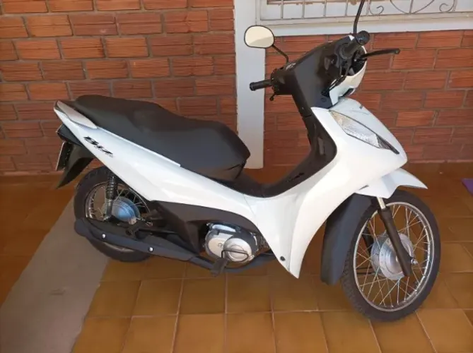 HONDA BIZ 125 ES