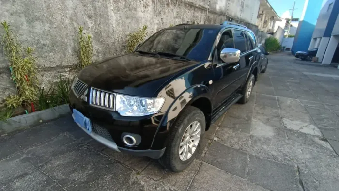 Mitsubishi Pajero Dakar HPE 3.2 4X4 T.I Dies 5P AUT 2011