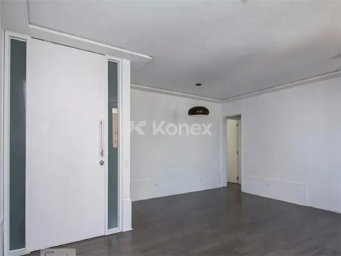 Apartamento 131m² 3 dorms (1 suíte) 2 vagas  Edifício Torre del Lago  Perdizes