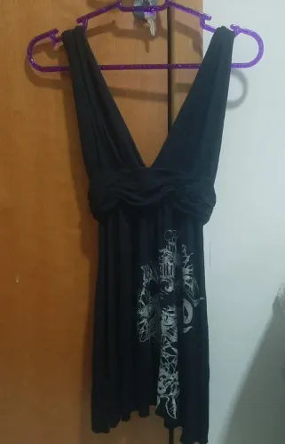blusa alongada| alternativa| grunge y2k anos 2000 vintage