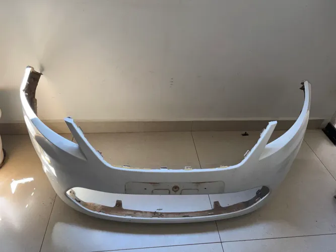 Pára-choque Ford New Fiesta Mexicano 2013 Sedã Original - Recuperado