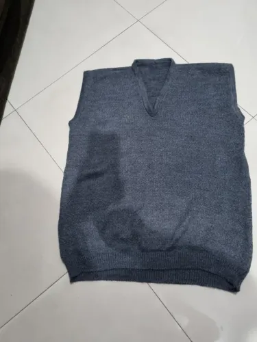 Coleta masculino feito maquina trico,Valor 40,00 cada um.