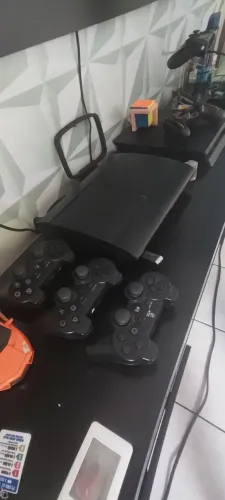 Playstation 3 Slim 500 GB (Leia a descrição)