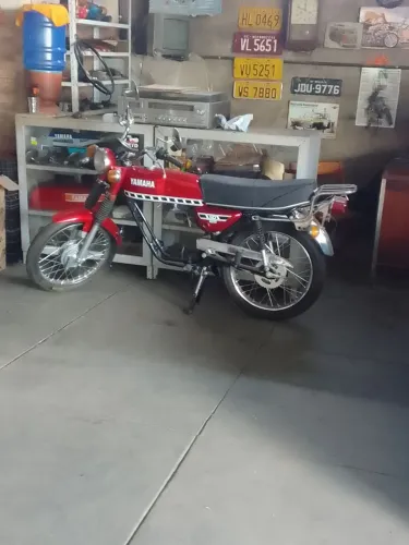 Moto Yamaha RD 50