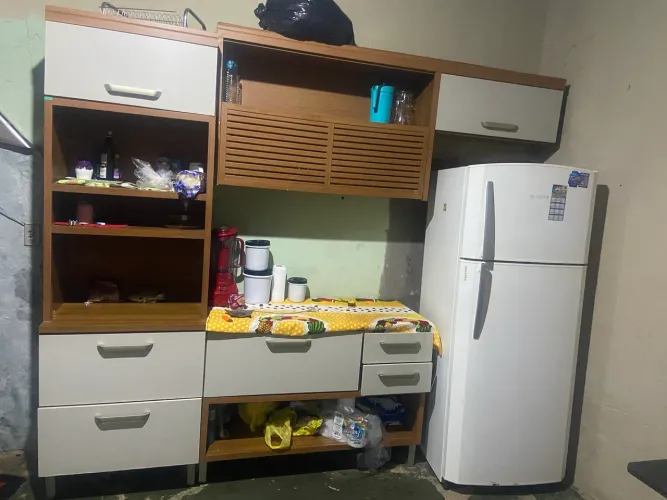Vendo armário completo
