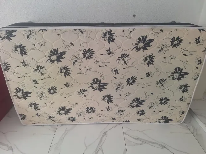 Cama box