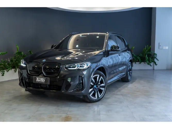 BMW IX3 M Sport Aut. (elétrico) 2025