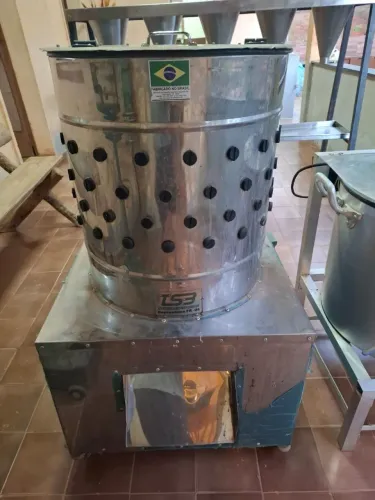 Mini frigorifico para abater frangos