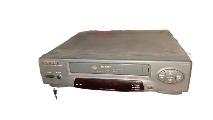 SUCATA DO VÍDEO CASSETE CINERAL VCR4000 - PAINEL QUEBRADO
