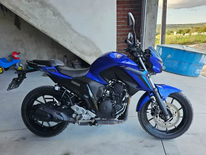 FAZER 250