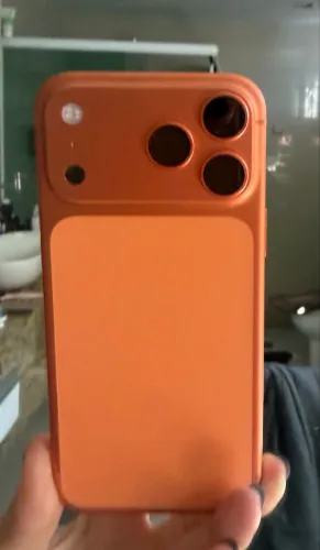 Vende se IPhone 17 Pro Max