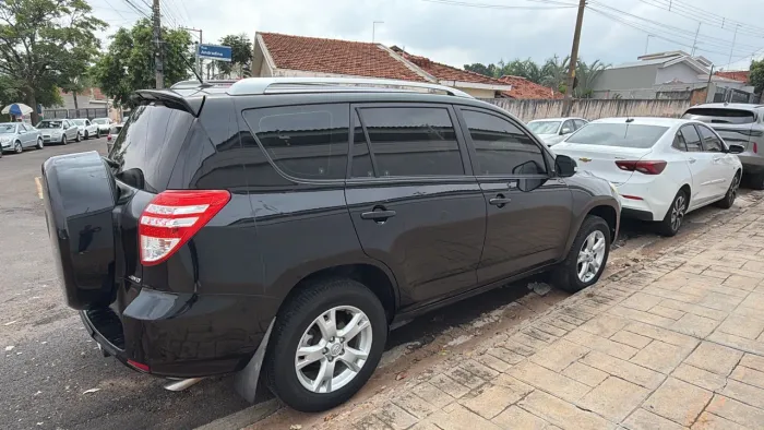 Toyota RAV4 2.4 4X4 16V 170cv Aut. 2012