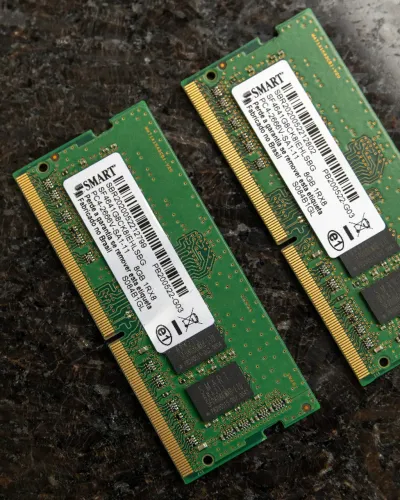 Par de Memória RAM DDR4 SMART 8GB (2x8GB) 2666MHz SODIMM para Notebook