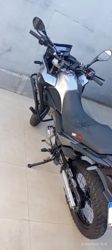 XRE 300 2019