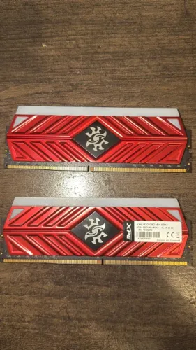 KIT Memória RAM XPG Spectrix D41 8GB DDR4 3200MHz RGB (Vermelha) - Impecável!