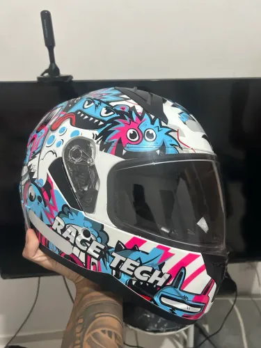 Capacete race tech