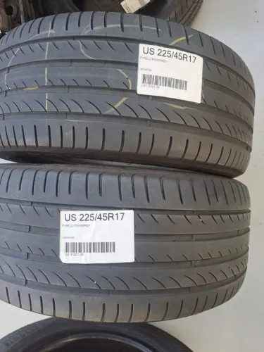 Par Pneus 225/45/17 Pirelli Powergy seminovos. 