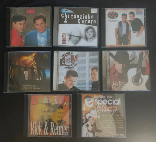 8 Cds Leandro e Leonardo, Chitãozinho e Xororó, João Paulo e Daniel, Rick Renner, ...