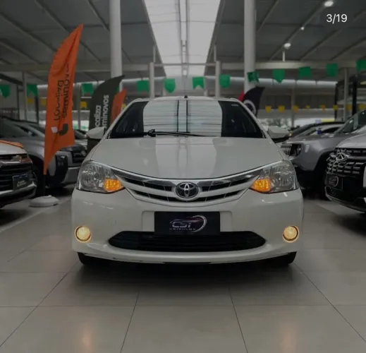 Toyota Etios XLS Sedan 1.5 Flex 16V 4P Mec. 2016