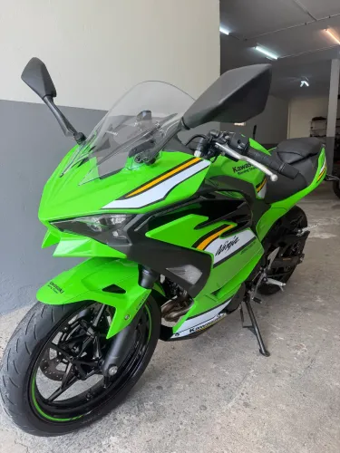 Kawasaki Ninja 500 SE