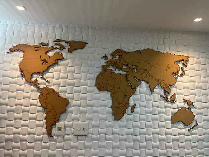 Mapa Mundi com Fronteiras em MDF 6mm ( Tamanho 1,0 m x 2,0m)