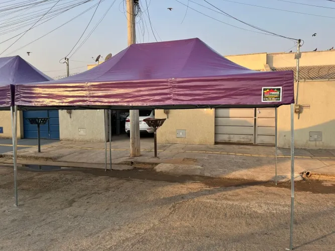 Tenda sanfonada 4,5x3 - R$ 1.350,00