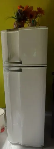 GELADEIRA ELECTROLUX 220V
