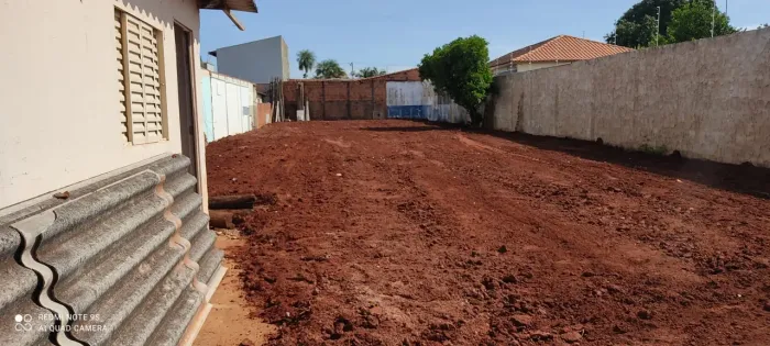 vendo TERRENO 576m quadrados,pronto para construir, próximo ao colégio militar