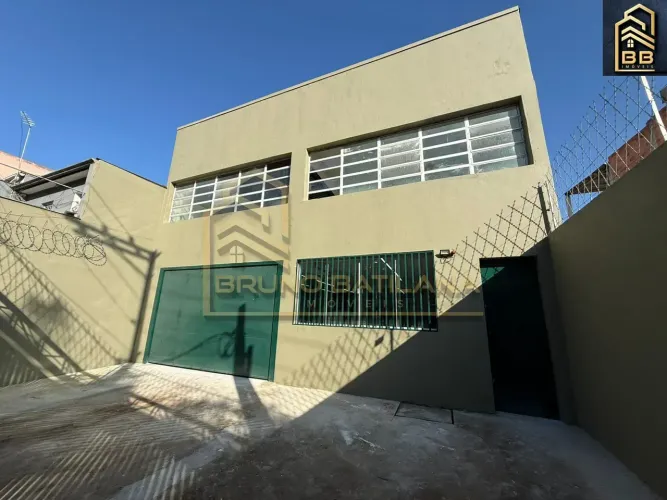 Galpão Comercial à Venda 260m² Taboão, Diadema | Divisa com Vila Flórida, São Bernardo do