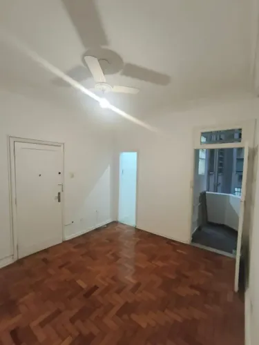 Imóvel para aluguel com 35 metros quadrados com 1 quarto em Flamengo - Rio de Janeiro - RJ