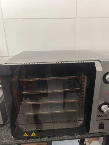 Fritadeira e forno elétrico 