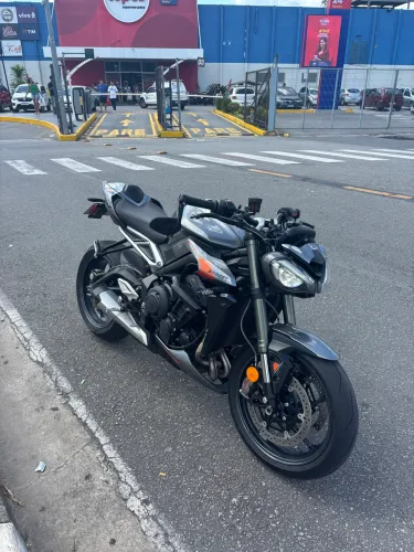 Street triple 765rs