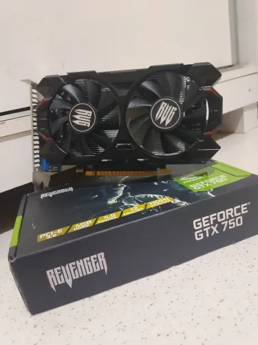 Placa de Vídeo GTX 750