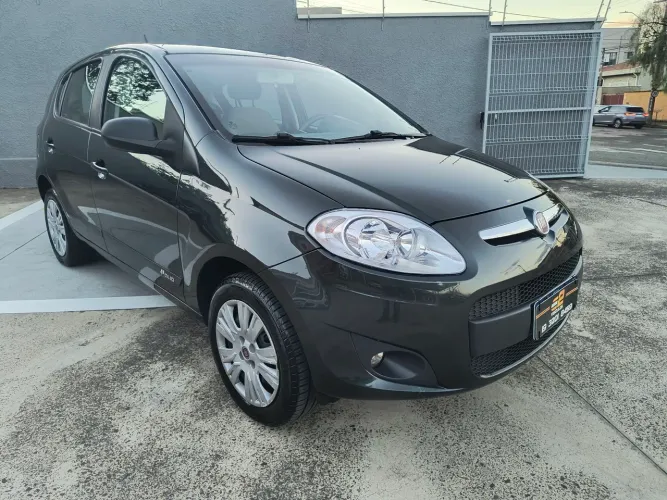 Fiat Palio Essence 1.6 Flex 16V 5P 2013
