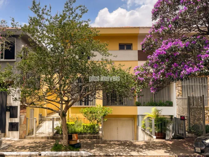 Casa 5 Quartos 2 Suítes 3 Vagas na Vila Madalena!