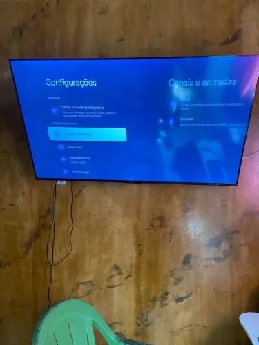 Televisão TCL 52PLGs seminova/ com Nota fiscal 