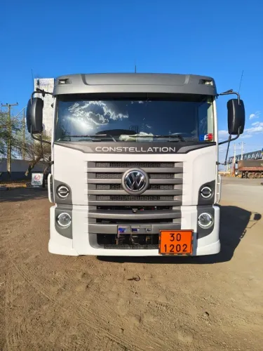 26 - 320, Volkswagen, Constellation, Motor man, Cabine simples