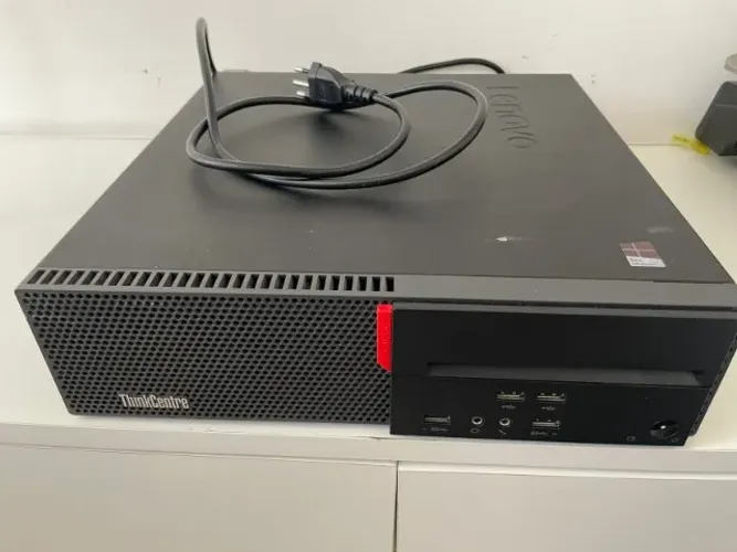 Computador semi-novo Lenovo i5, 6ª geração, 8Gb RAM e SSD de 240 com entrada serial