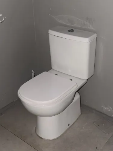Vaso Sanitário com caixa acoplada Deca