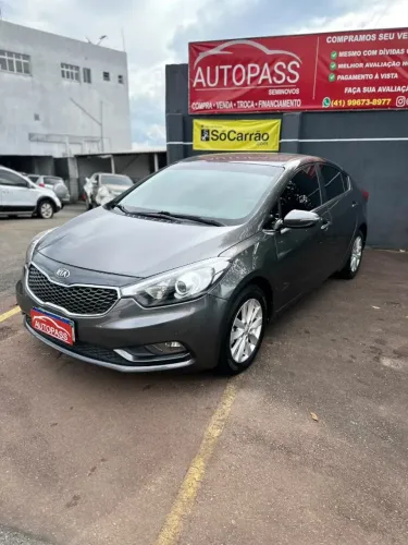 Kia Motors Cerato 1.6 16V Flex Aut. 2014